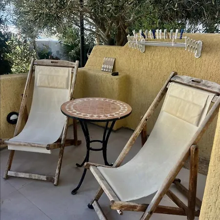 Rembelos Santorini פריסה