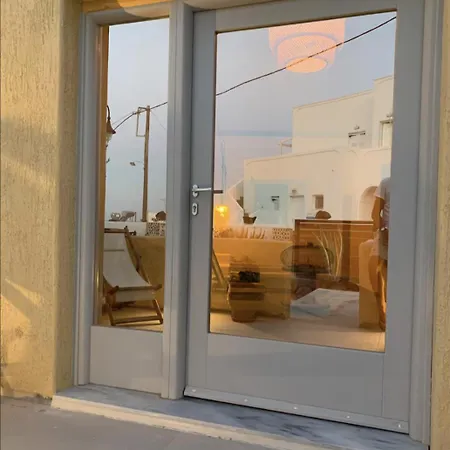 Rembelos Santorini 佩里萨